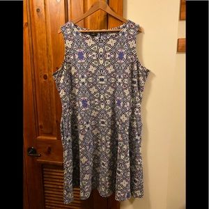 TALBOTS. Blue and lilac sleeveless mosaic dress with pockets.